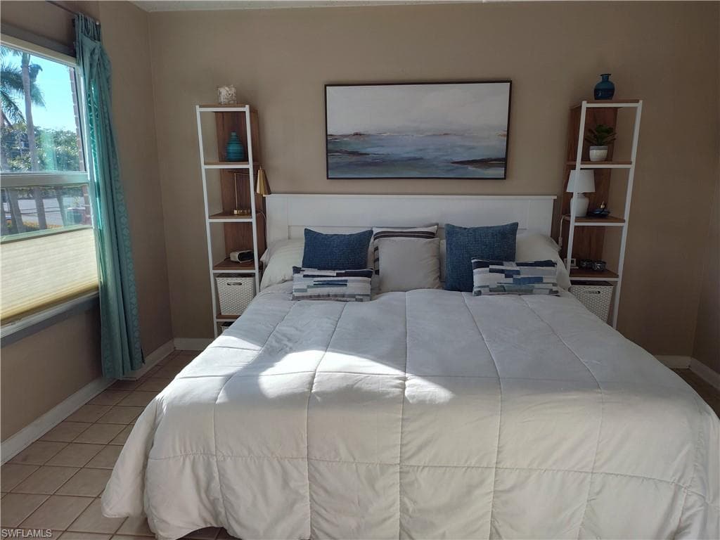 2350 W 1st ST # 203, FORT MYERS FL 33901-5