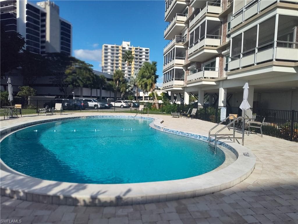 2350 W 1st ST # 203, FORT MYERS FL 33901-11