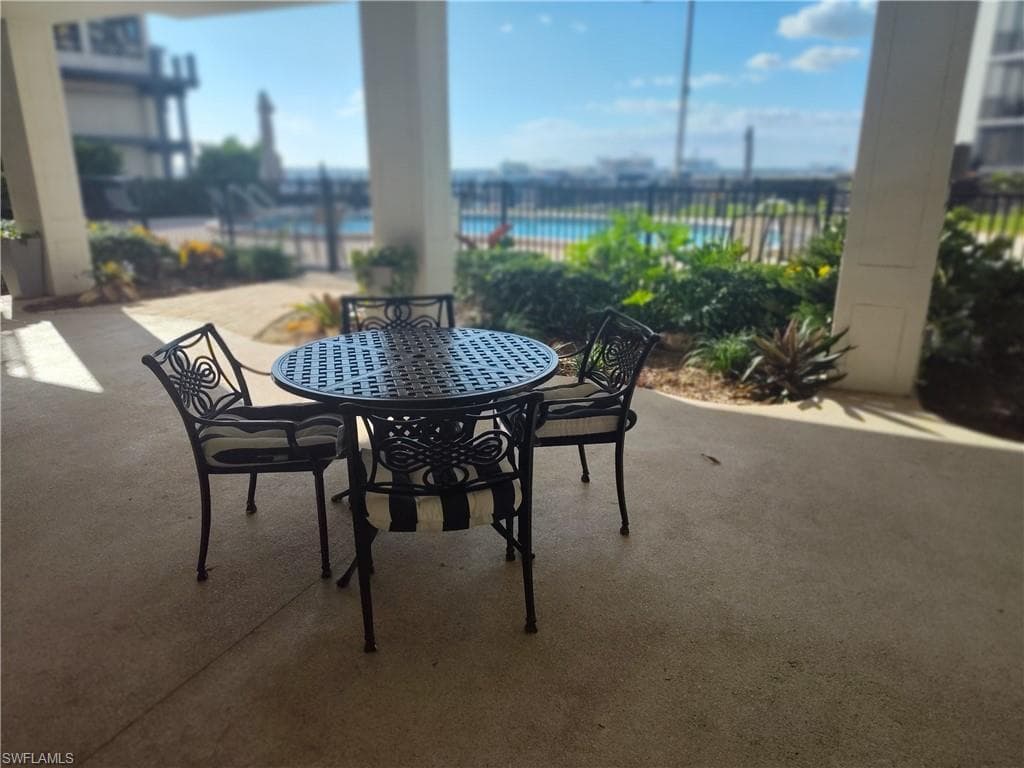 2350 W 1st ST # 203, FORT MYERS FL 33901-10