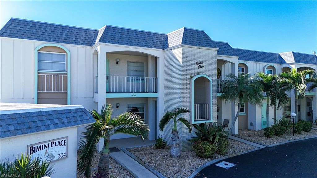 304 Tudor DR # 7, CAPE CORAL FL 33904-1