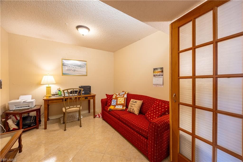 304 Tudor DR # 7, CAPE CORAL FL 33904-17