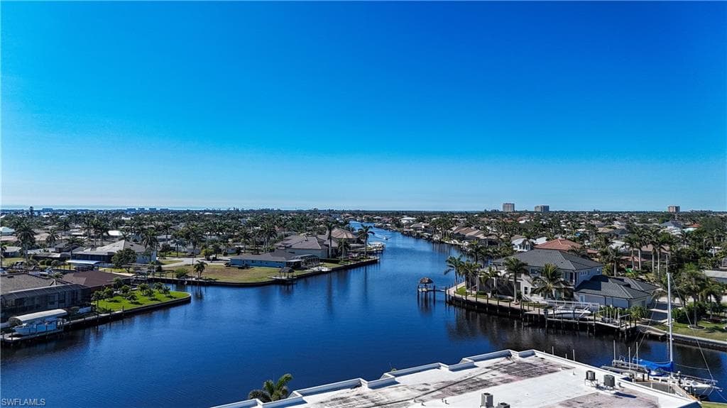 304 Tudor DR # 7, CAPE CORAL FL 33904-37