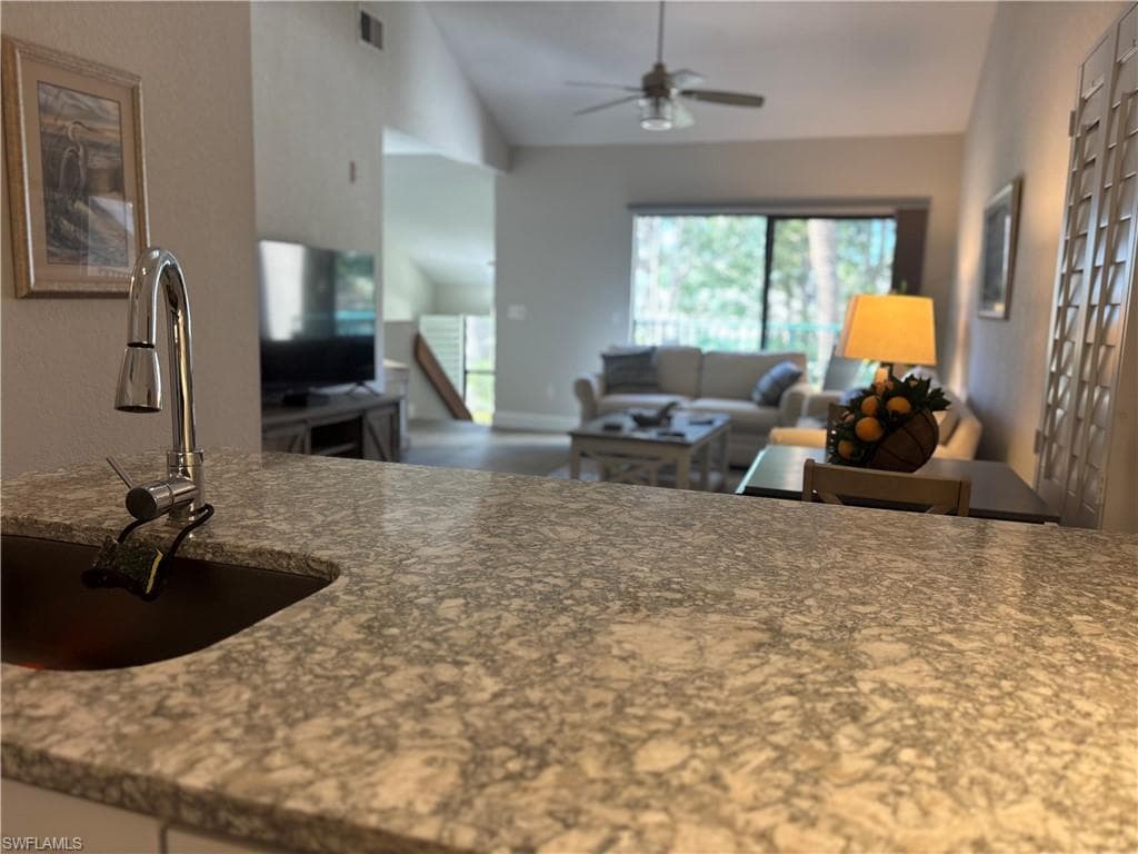 55 Emerald Woods DR # C8, NAPLES FL 34108-10