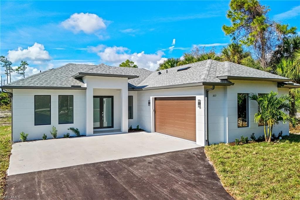 3657 Everglades BLVD S, NAPLES FL 34117-19