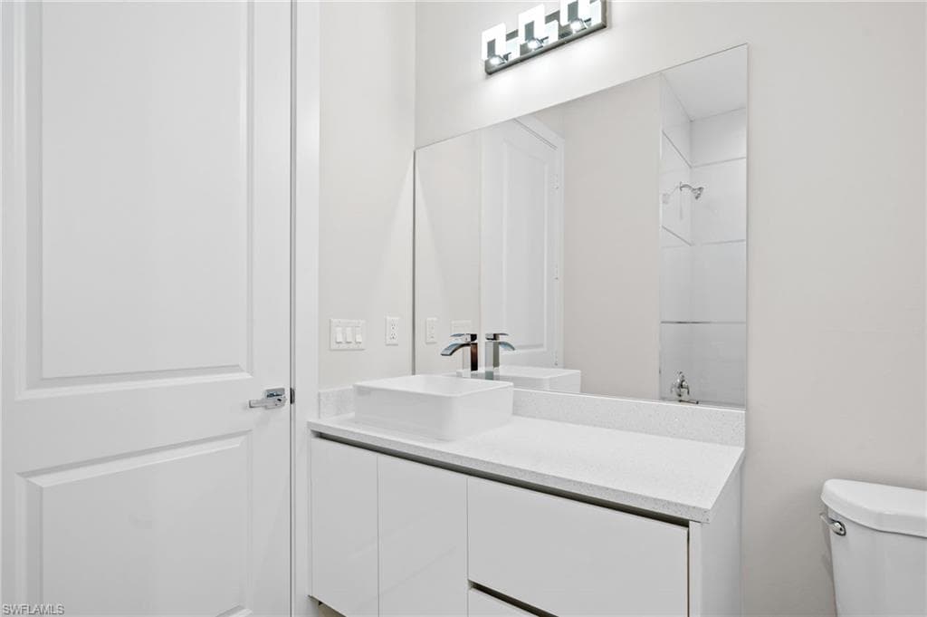 3657 Everglades BLVD S, NAPLES FL 34117-13