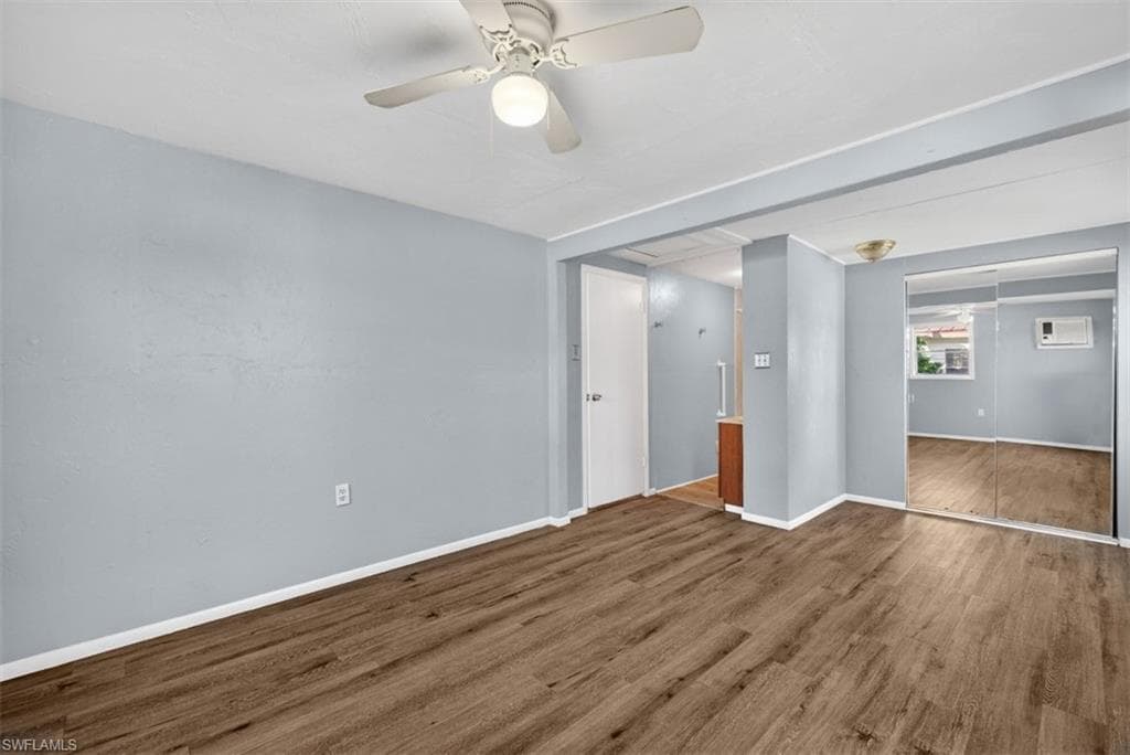 559 Clark ST, NORTH FORT MYERS FL 33903-9