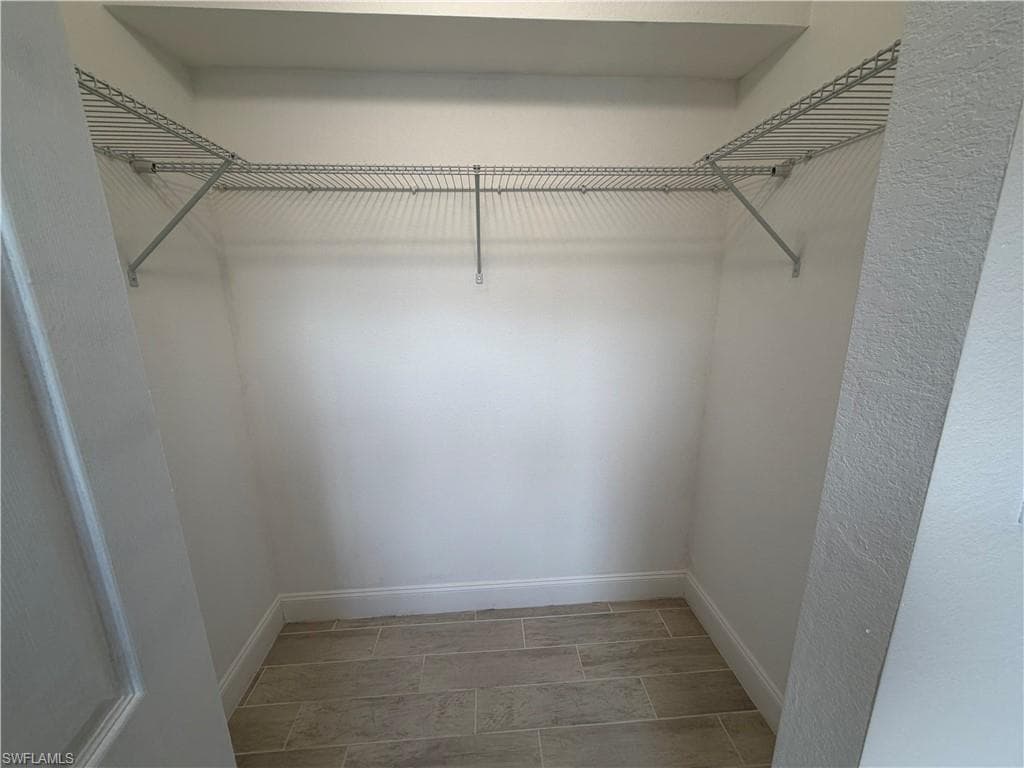 5317 Summerlin RD # 1701, FORT MYERS FL 33919-10