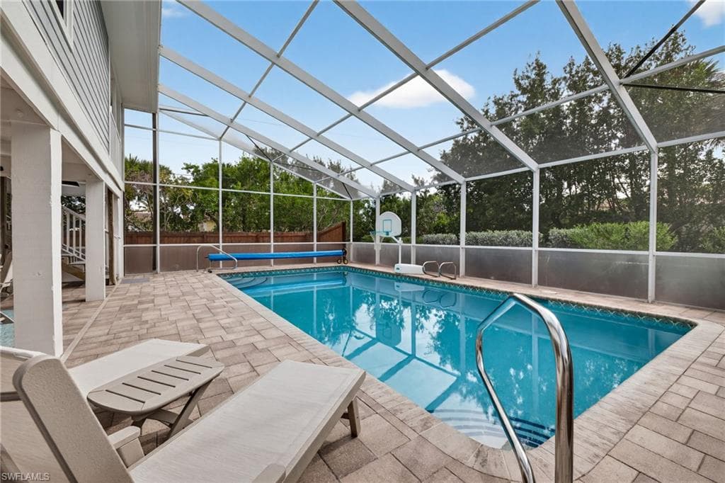 243 Southwinds DR, SANIBEL FL 33957-27
