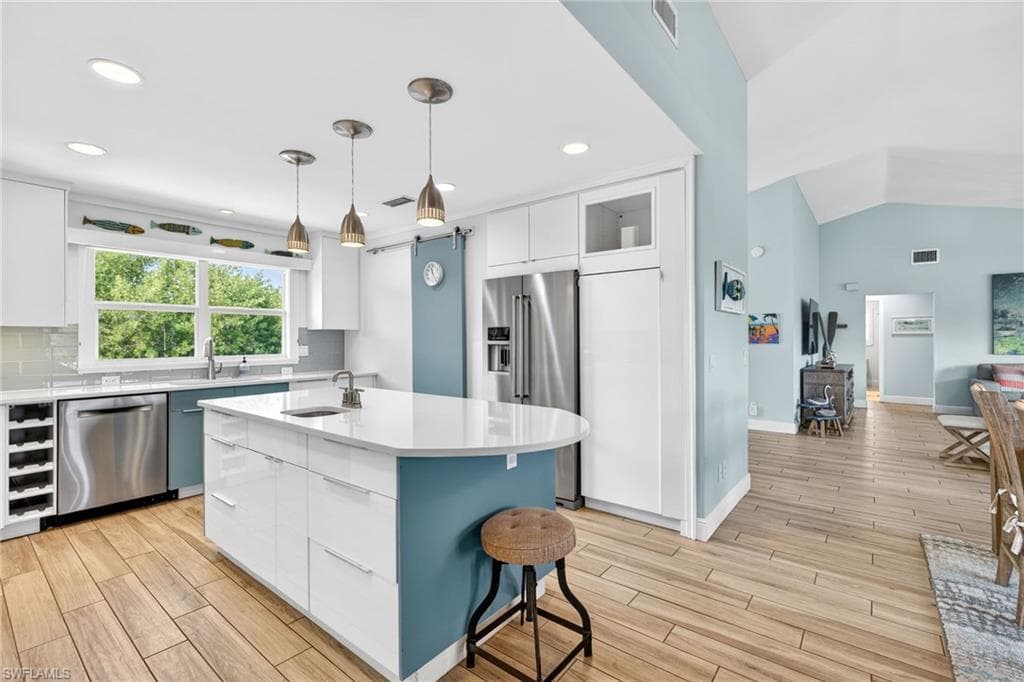 243 Southwinds DR, SANIBEL FL 33957-8