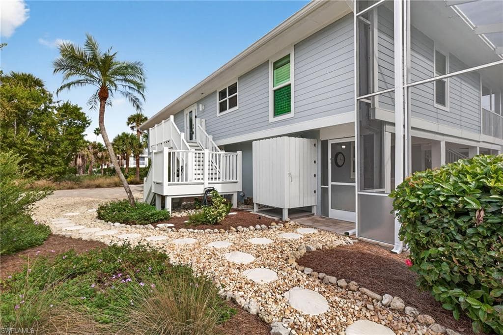 243 Southwinds DR, SANIBEL FL 33957-30