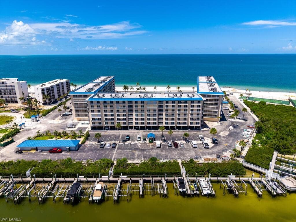 25730 Hickory BLVD # 536, BONITA SPRINGS FL 34134-30