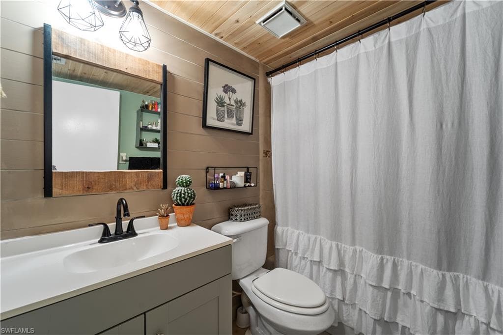 8805 Lateen LN # 103, FORT MYERS FL 33919-14