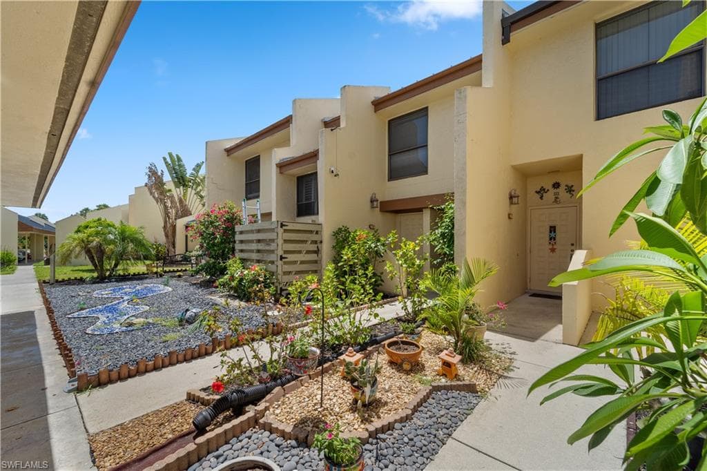 8805 Lateen LN # 103, FORT MYERS FL 33919-3