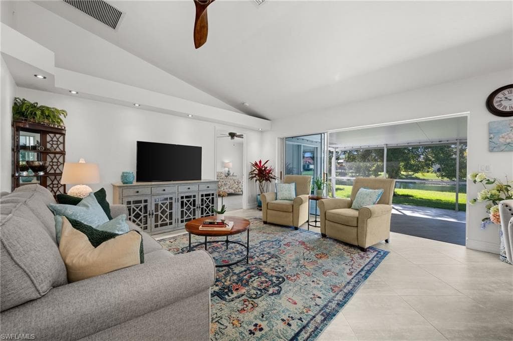 945 Moon Lake DR, NAPLES FL 34104-11