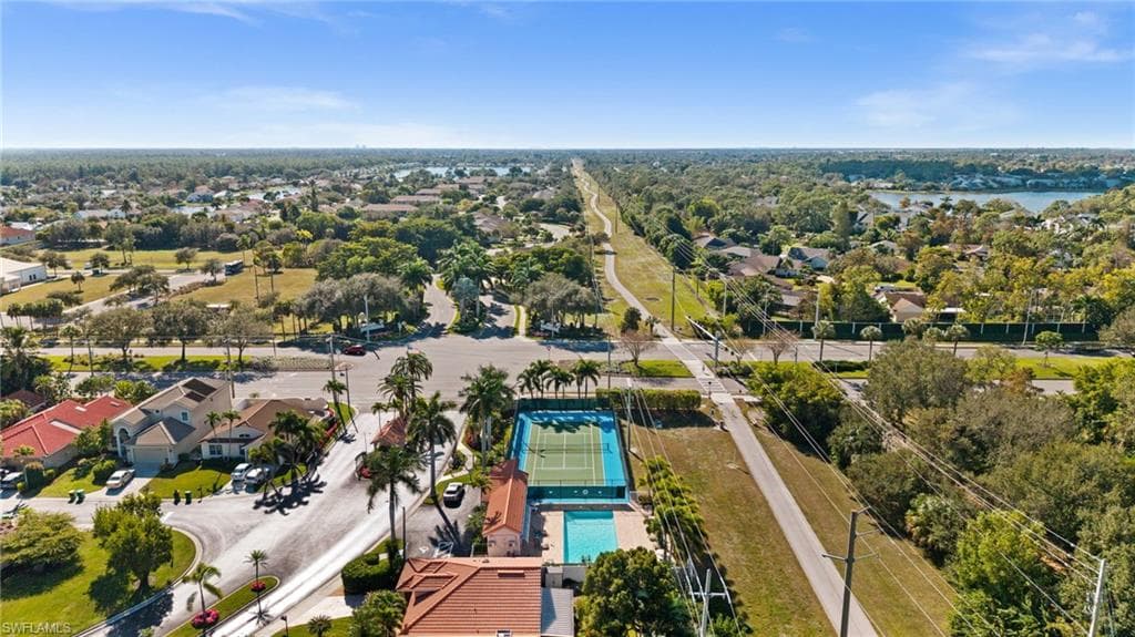 945 Moon Lake DR, NAPLES FL 34104-36