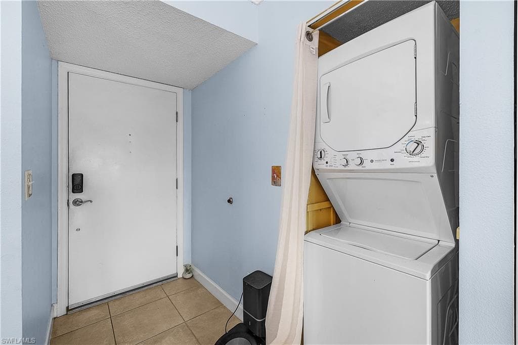 12501 McGregor BLVD # 8, FORT MYERS FL 33919-12