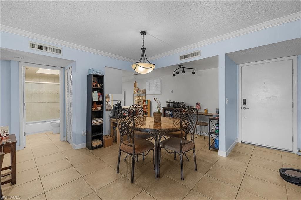 12501 McGregor BLVD # 8, FORT MYERS FL 33919-11