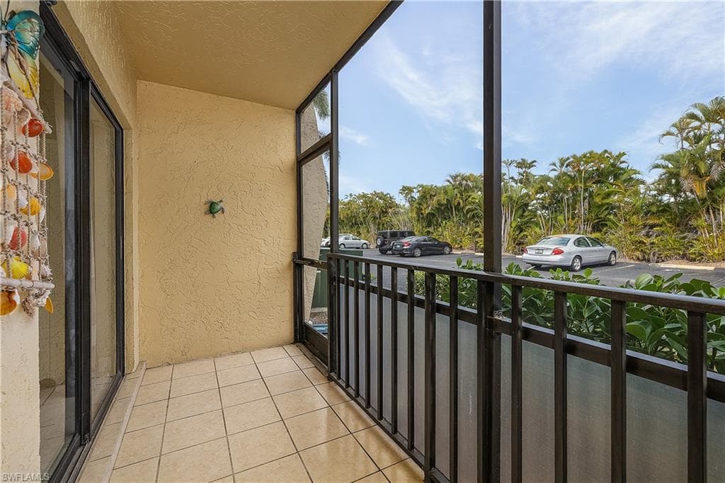 12501 McGregor BLVD # 8, FORT MYERS FL 33919-18