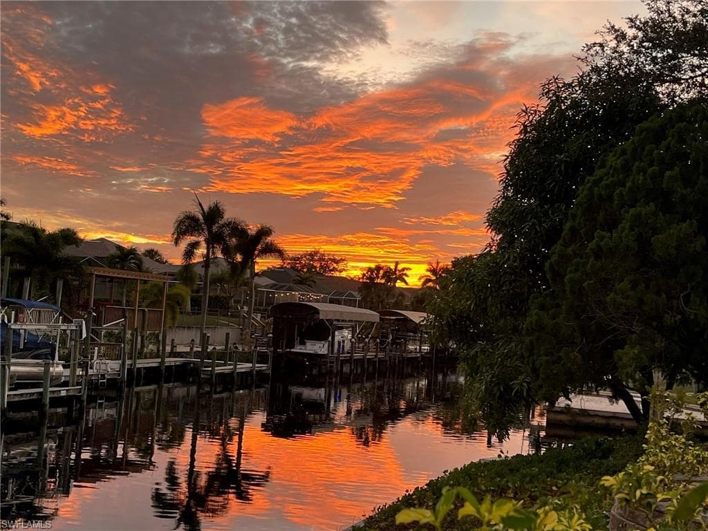 991 April LN, NORTH FORT MYERS FL 33903-15