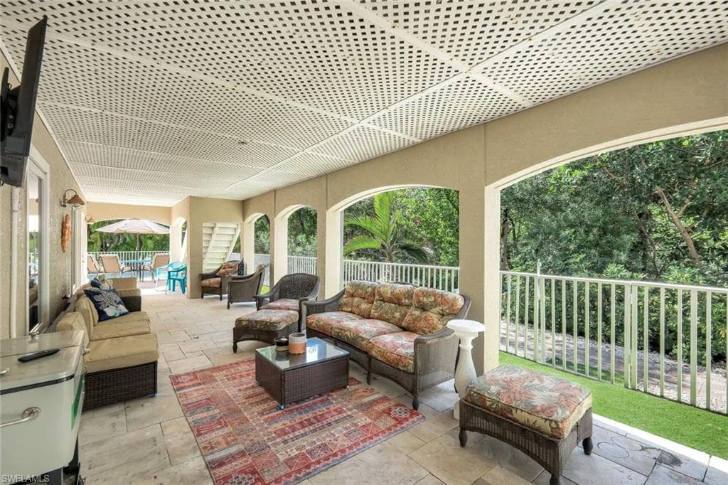 1111 Schooner PL, SANIBEL FL 33957-29