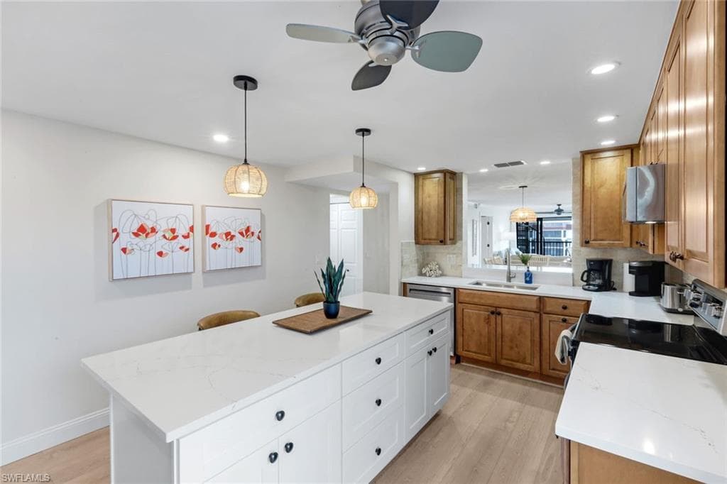 2445 W Gulf DR # 47B, SANIBEL FL 33957-12