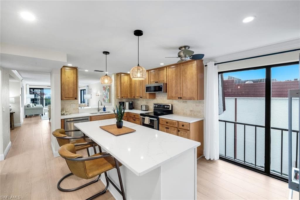 2445 W Gulf DR # 47B, SANIBEL FL 33957-11