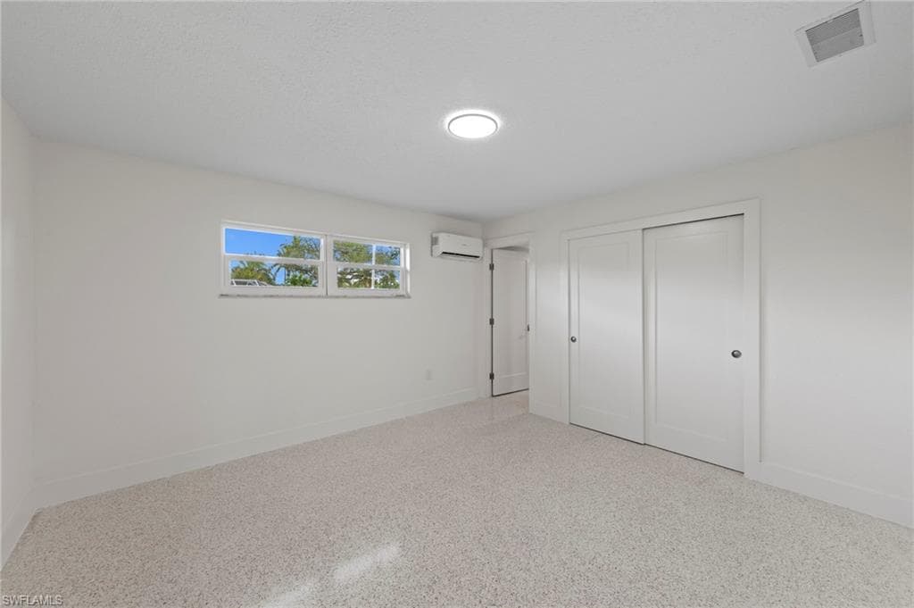 1013 Averly ST, FORT MYERS FL 33919-22