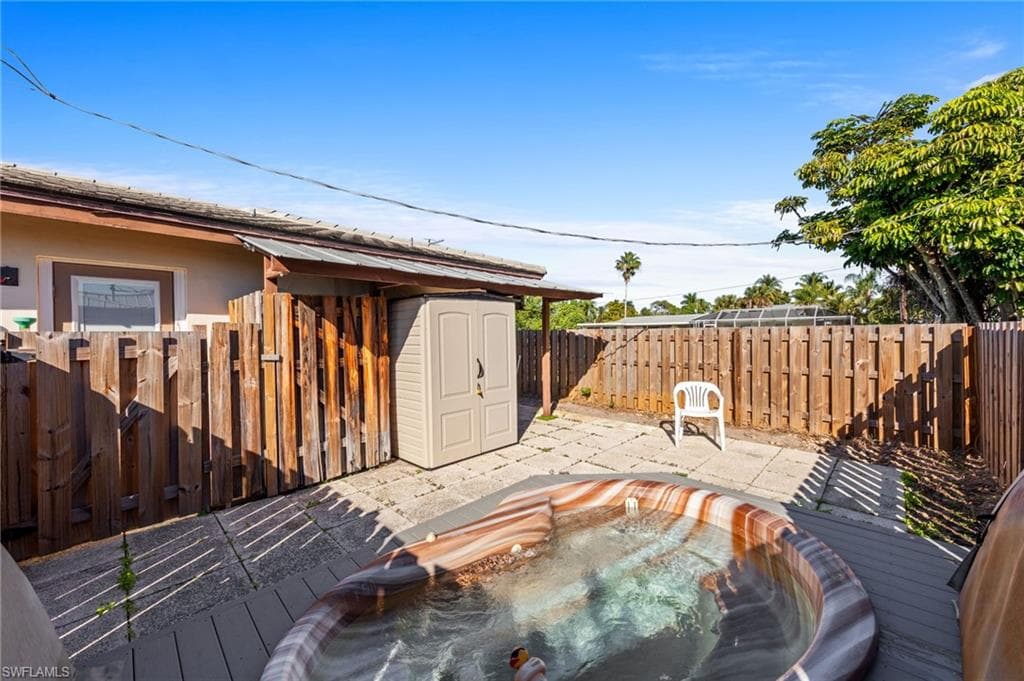 1013 Averly ST, FORT MYERS FL 33919-32