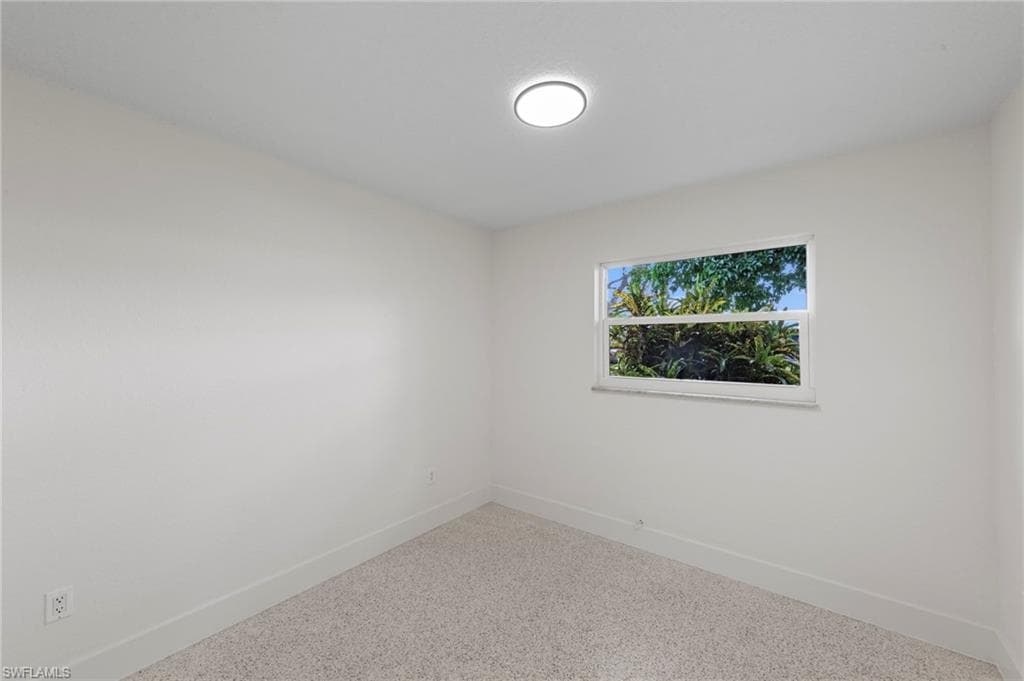 1013 Averly ST, FORT MYERS FL 33919-17