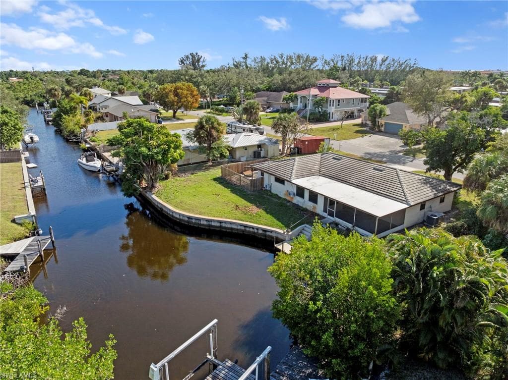 1013 Averly ST, FORT MYERS FL 33919-3