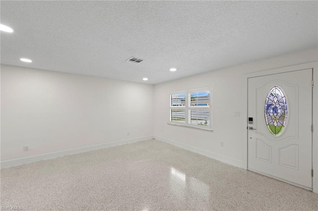 1013 Averly ST, FORT MYERS FL 33919-7