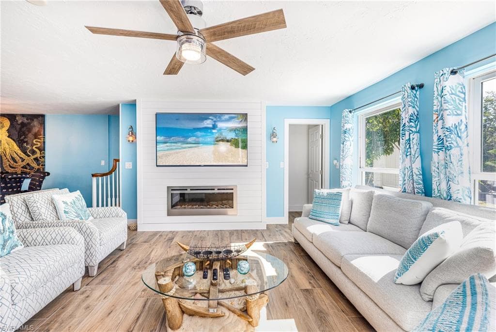 4817-4819 Gary RD, BONITA SPRINGS FL 34134-3