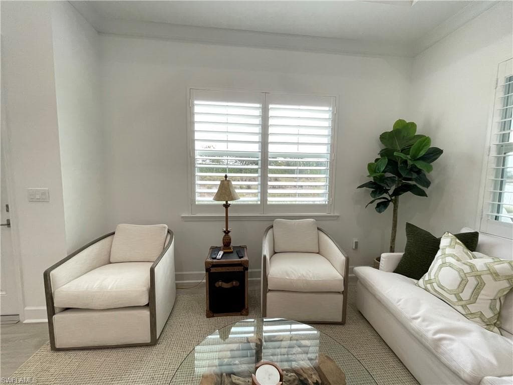 6984 Saona CT-12