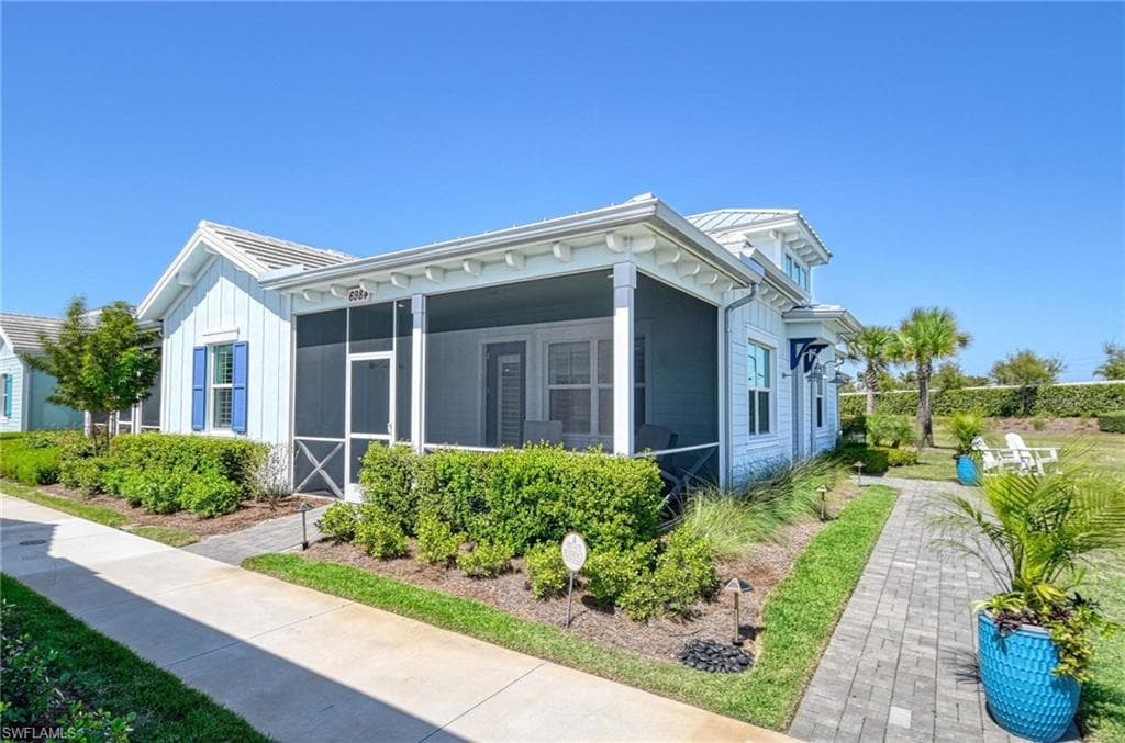 6984 Saona CT-1