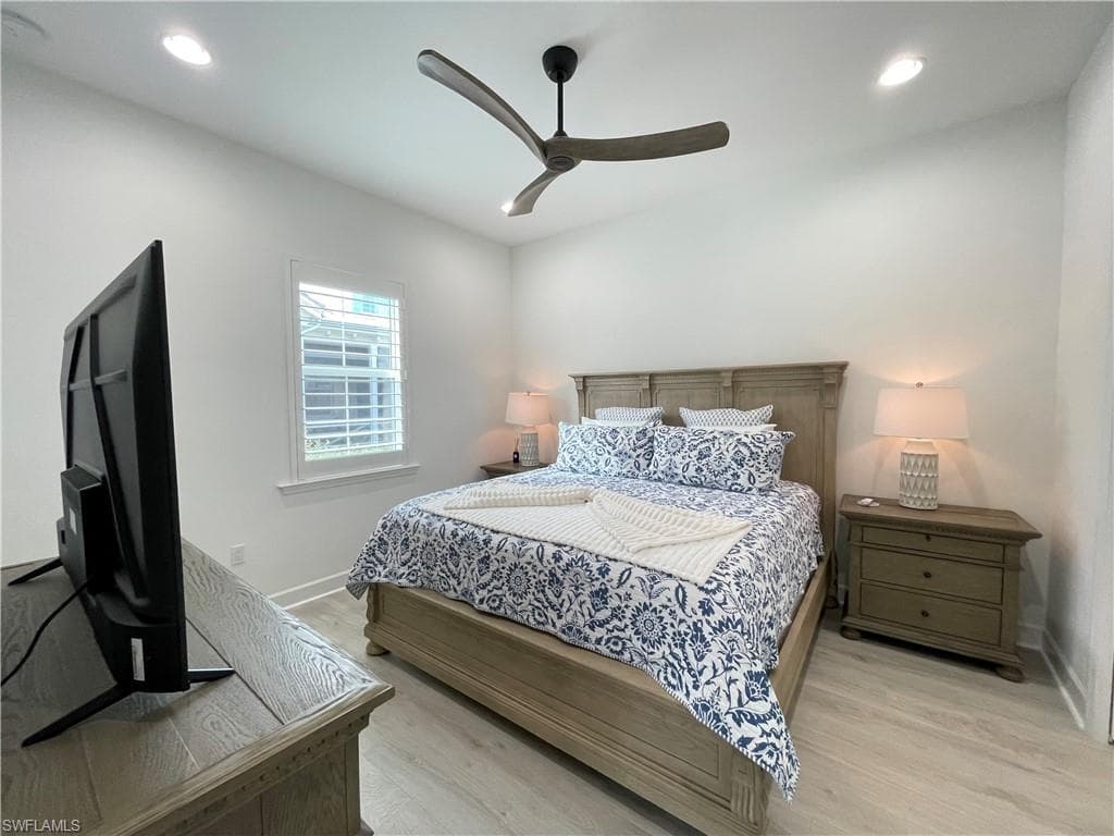 6984 Saona CT-14