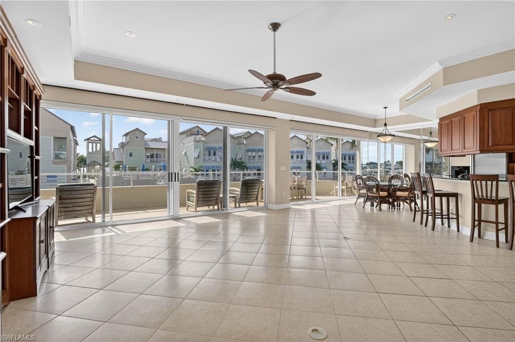 909 10th ST S # 204, NAPLES FL 34102-41