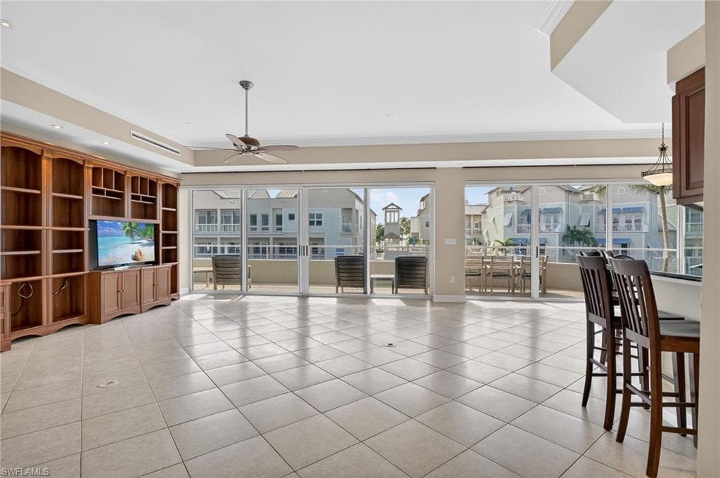 909 10th ST S # 204, NAPLES FL 34102-44