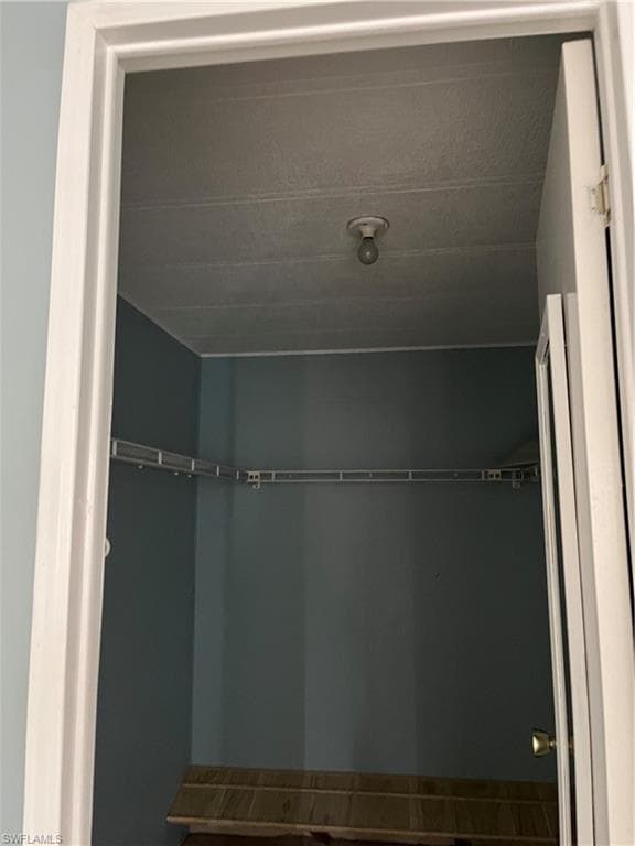 65 Sunset CIR, NORTH FORT MYERS FL 33903-12