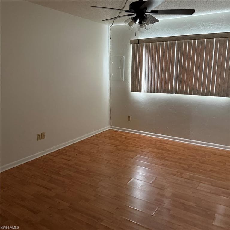 26 Hamlin CT, LEHIGH ACRES FL 33936-3