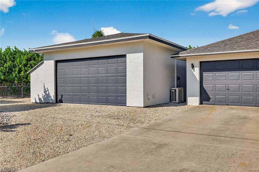 15514 Copra LN, FORT MYERS FL 33908-27