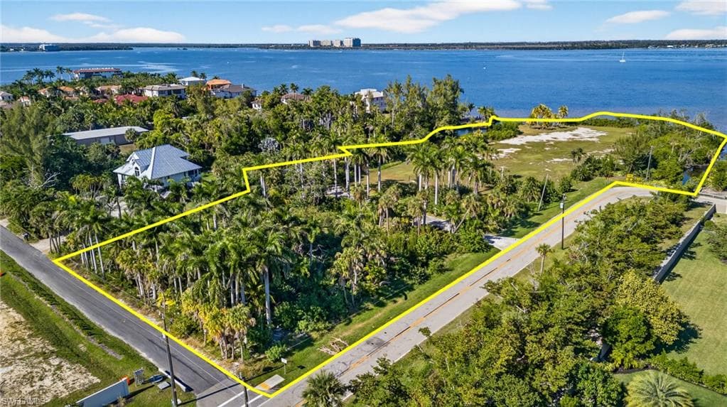 15500 Cook RD, FORT MYERS FL 33908-19