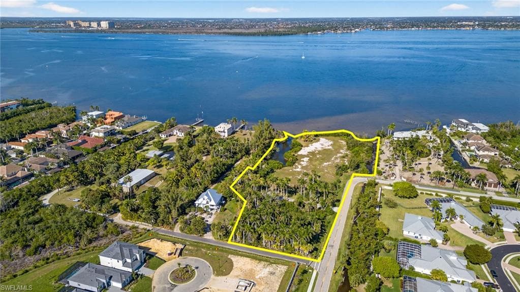 15500 Cook RD, FORT MYERS FL 33908-8