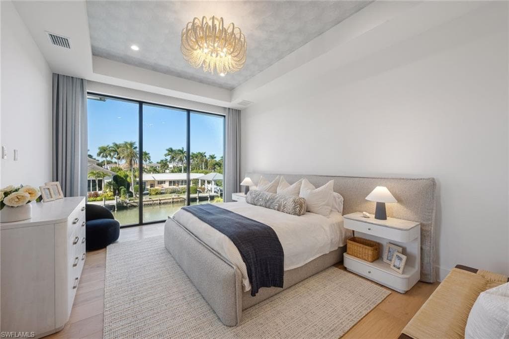 1990 7th ST S, NAPLES FL 34102-29