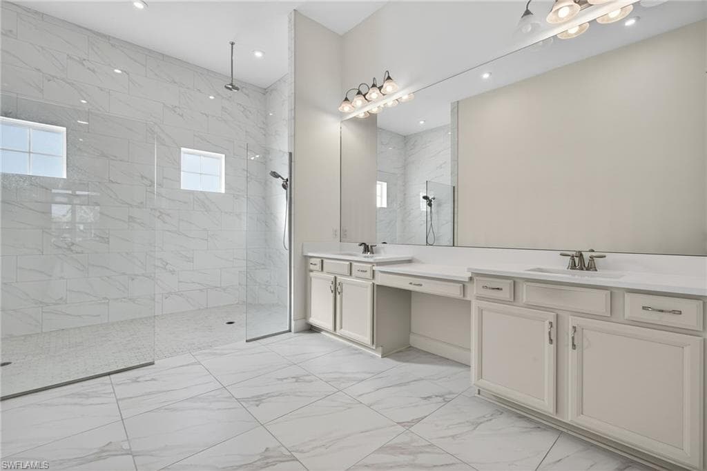 11400 Canal Grande DR, FORT MYERS FL 33913-10