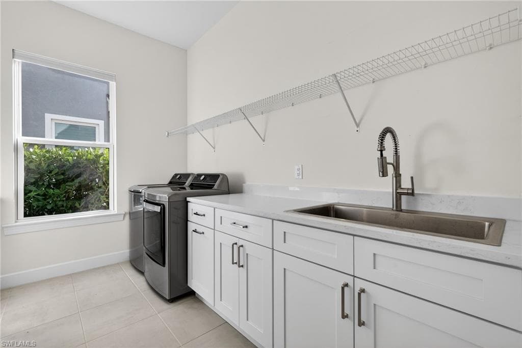 11400 Canal Grande DR, FORT MYERS FL 33913-28