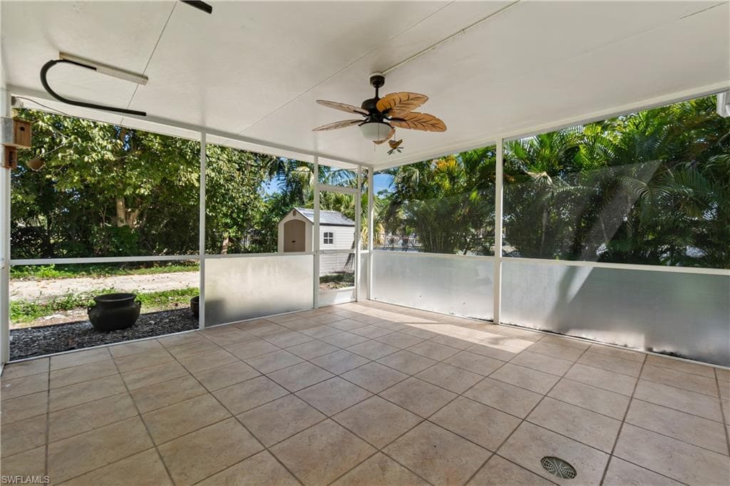3275 Cottage Grove AVE, NAPLES FL 34112-19