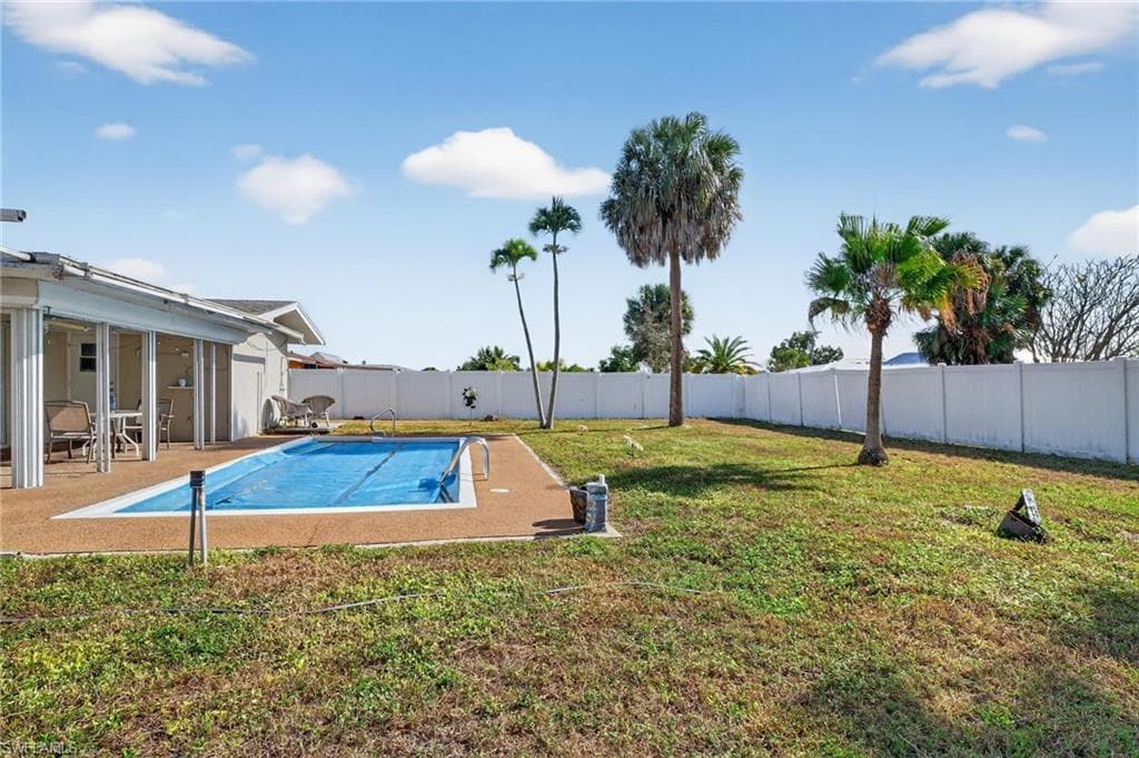 1718 SE 29th LN, CAPE CORAL FL 33904-27