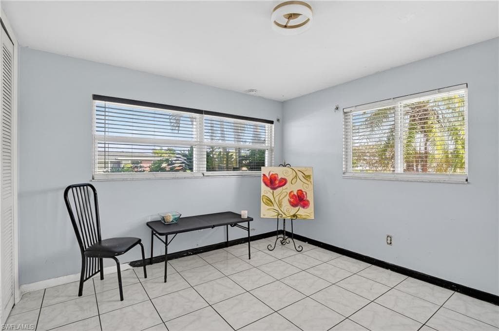 1718 SE 29th LN, CAPE CORAL FL 33904-18