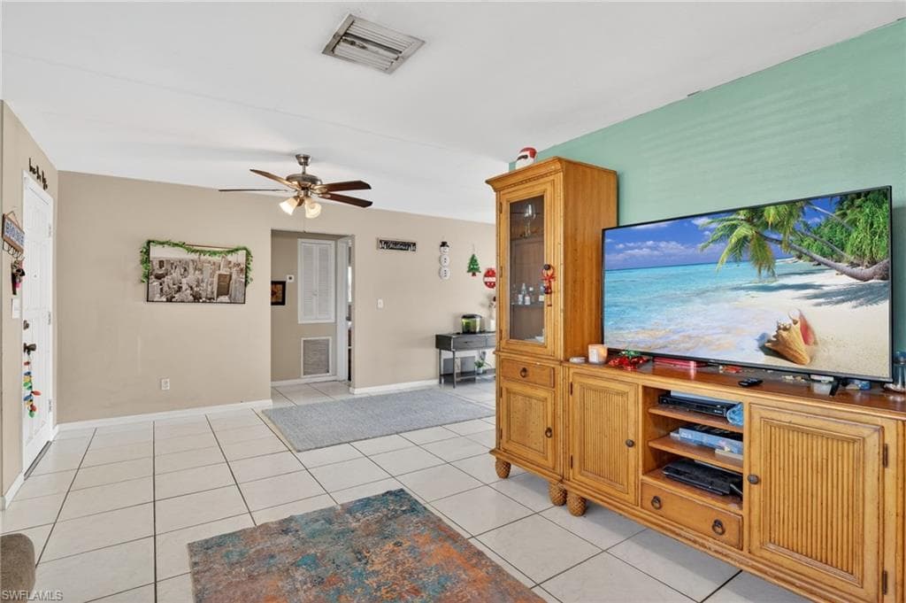 1718 SE 29th LN, CAPE CORAL FL 33904-7