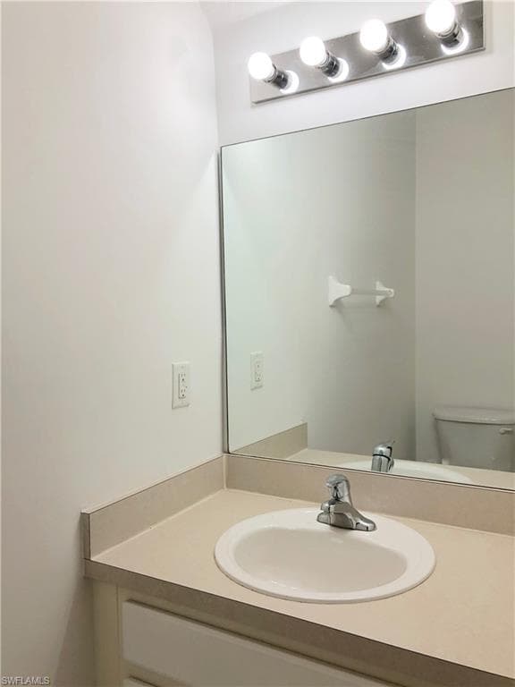 8073 Pacific Beach DR, FORT MYERS FL 33966-19